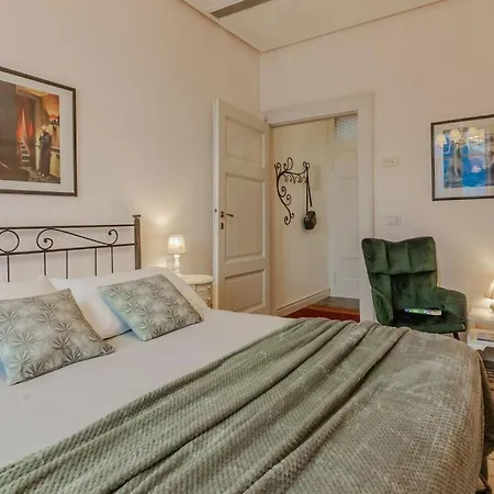 La Terrazza Cavour Comfortable بيلاجيو